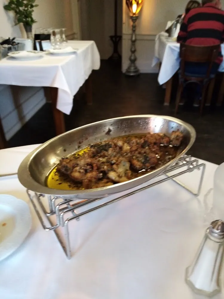 Grenouille À la Persillade